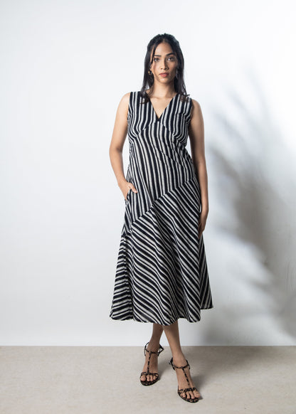 IndeRooh Monochrome Mix Stripe Midi Dress